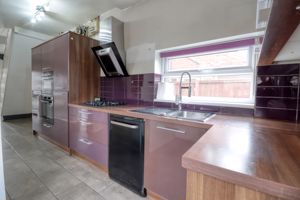 Kitchen- click for photo gallery